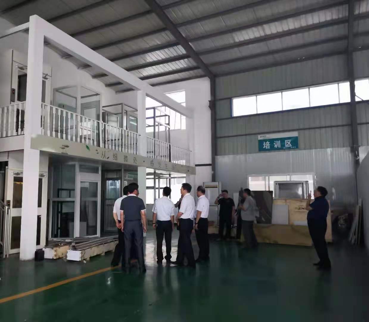 濟南市人大常會副主任蒞臨濟南霸力升降機械有限公司調研指導工作